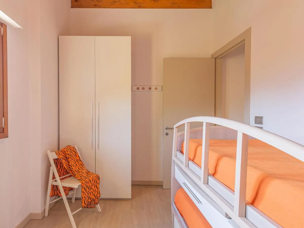 Apartment Giuse - Dma205 By Interhome Домазо 0*,